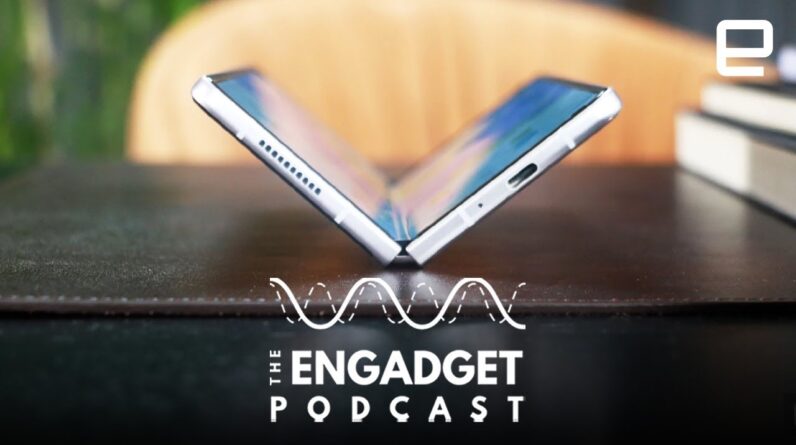 Reviewing ALL the phones: Samsung’s foldables, Pixel 5a | Engadget Podcast Live