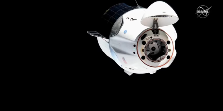 NASA not comfortable with Starliner thrusters, so crew will fly home on Dragon