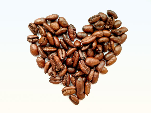 Moderate Coffee Consumption Reduces Risk of Multiple Cardiometabolic Diseases