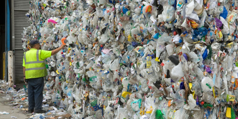 Vaporizing plastics recycles them into nothing but gas