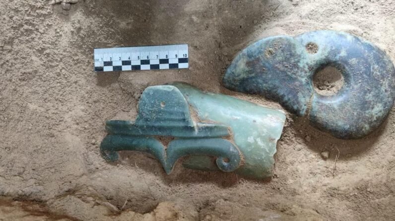 5,000-year-old jade ‘dragon’ unearthed in tomb in China