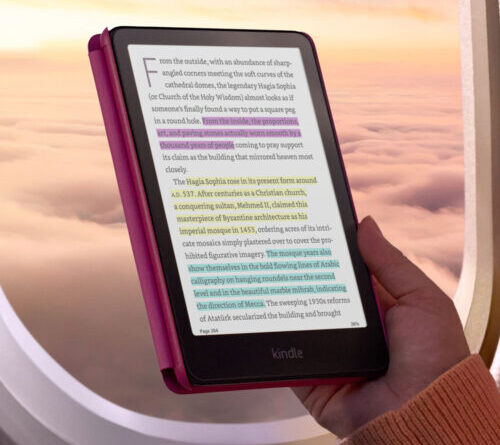 Amazon’s first color Kindle e-reader, the Kindle Colorsoft, will run you $280