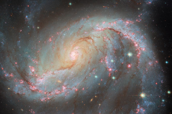 Hubble Snaps Beautiful Image of NGC 1672