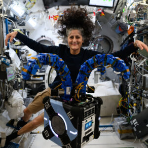 NASA commander Suni Williams meets tentacled Astrobee robot on ISS