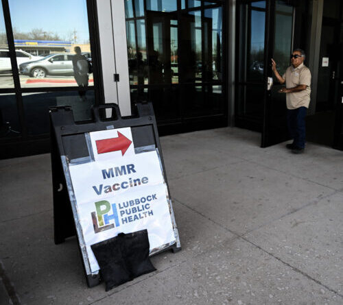 Texas official warns against “measles parties” as outbreak keeps growing