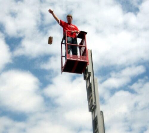 The key to a successful egg drop experiment? Drop it on its side