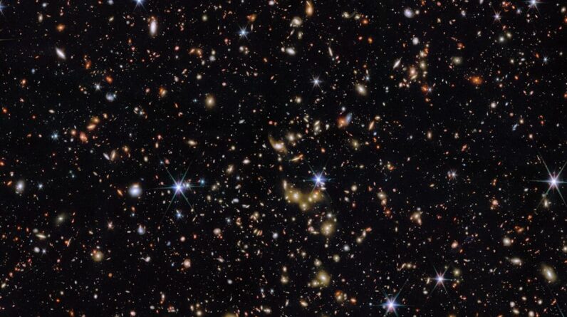 Space photo of the week: Record-breaking James Webb telescope image captures 1,678 galaxy groups at once