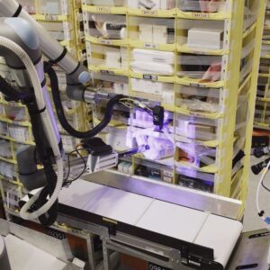 Amazon’s new warehouse robot has a ‘sense of touch’ that could see it replace human workers