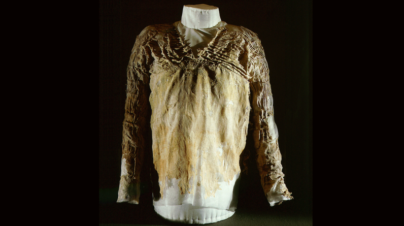 Tarkhan Dress: World’s oldest known outfit was worn to an ancient Egyptian funeral 5,000 years ago