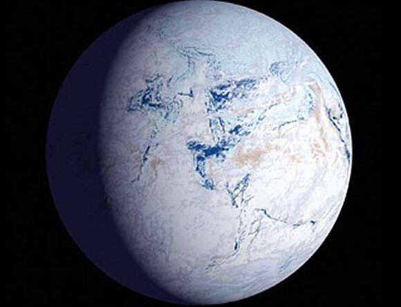 Early Complex Life May Have Sheltered in Meltwater Ponds during Snowball Earth Episodes: Study