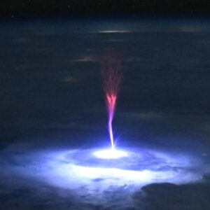 Astronaut snaps giant red ‘jellyfish’ sprite over North America during upward-shooting lightning event