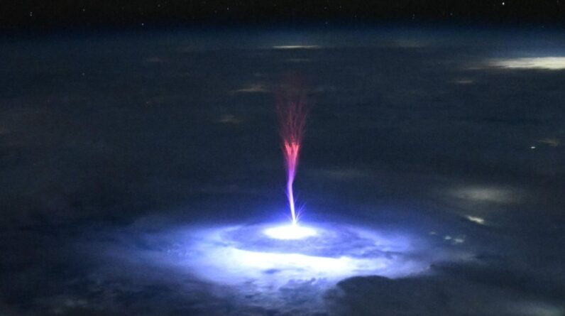 Astronaut snaps giant red ‘jellyfish’ sprite over North America during upward-shooting lightning event