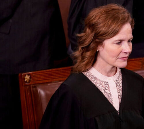 Deeply divided Supreme Court lets NIH grant terminations continue