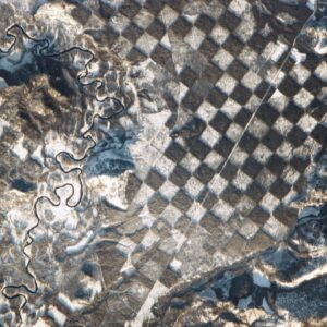 Giant ‘chessboard’ surrounds Idaho river in bizarre astronaut photo — Earth from space