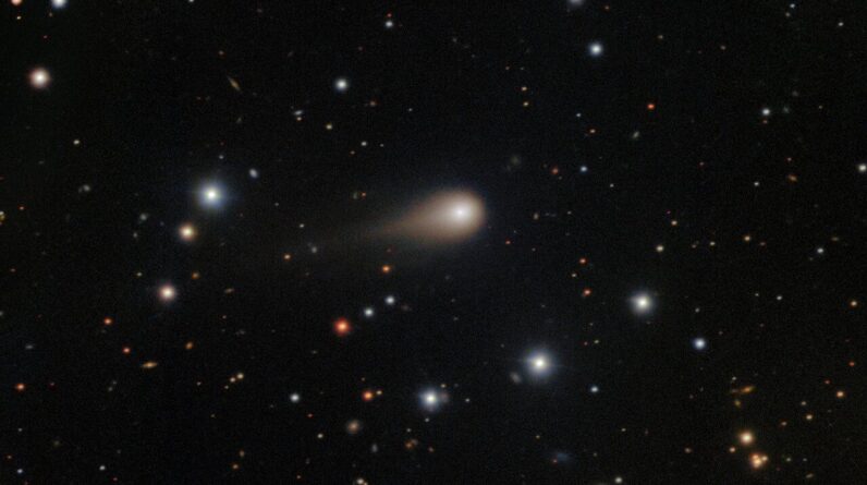 New photos of interstellar comet 3I/ATLAS reveal its tail growing before our eyes