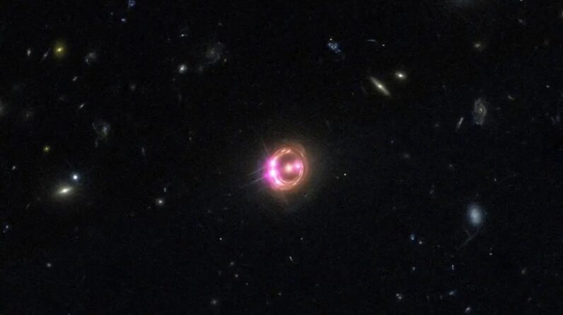 Astronomers accidentally use rare ‘double zoom’ technique to view black hole’s corona in unprecedented detail