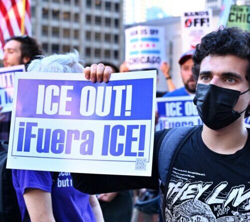 ICE wants to build a 24/7 social media surveillance team
