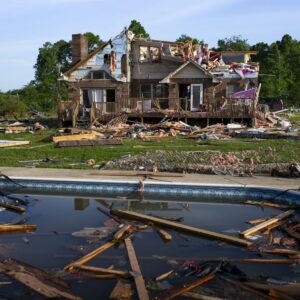 The most devastating extreme weather events of the year: Gallery