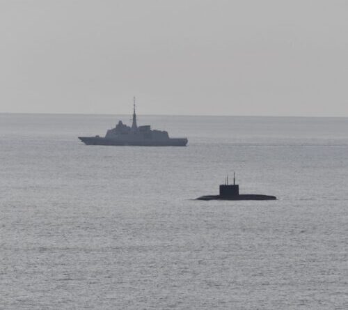 NATO boss mocks Russian navy, which is on the hunt for Red October “the nearest mechanic”