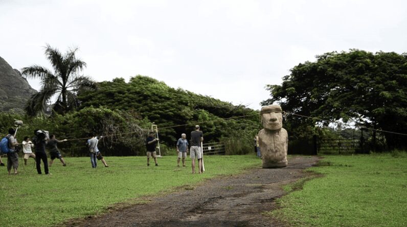 Easter Island statues may have ‘walked’ thanks to ‘pendulum dynamics’ and with as few as 15 people, study finds