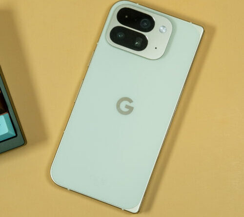Google reportedly searching for 15 Pixel “Superfans” to test unreleased phones