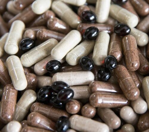 Man takes herbal pain quackery, nearly dies, spends months in hospital