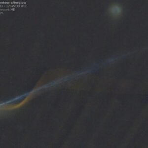 ‘Miracle’ photo captures Comet Lemmon and meteor seemingly entwined over Earth