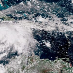 Watch Air Force fly inside the eye of Hurricane Melissa as experts warn ‘storm of the century’ will be catastrophic for Jamaica