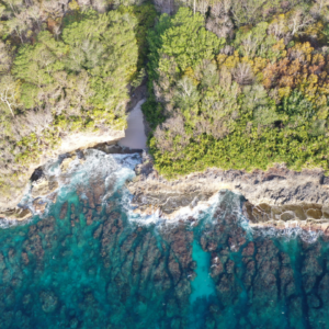 Eruptions of ocean volcanoes may be the echoes of ancient continental breakups