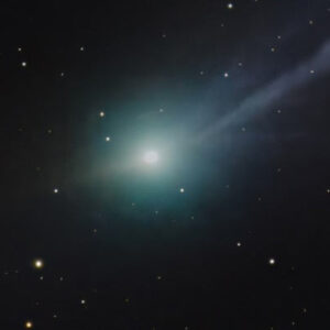 Astrophotographer Captures Stunning New Image of Interstellar Comet 3I/ATLAS
