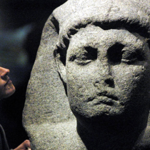 What if Antony and Cleopatra had defeated Octavian?