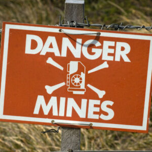 We asked four AI coding agents to rebuild Minesweeper—the results were explosive