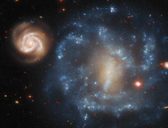 Hubble Space Telescope Snaps Close-Up of Arp 4