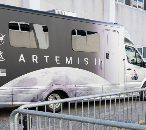 NASA rewraps Boeing Starliner Astrovan II for Artemis II ride to launch pad