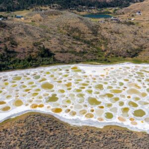 Spotted Lake: Canada’s soda lake with colorful brine pools that are smelly and slimy ‘like the white of an egg’