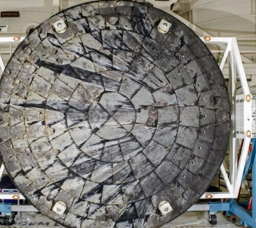 Is Orion’s heat shield really safe? New NASA chief conducts final review on eve of flight.