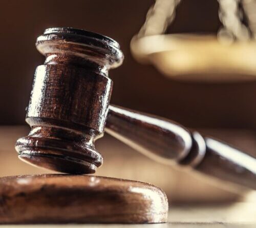 Judge orders stop to FBI search of devices seized from Washington Post reporter