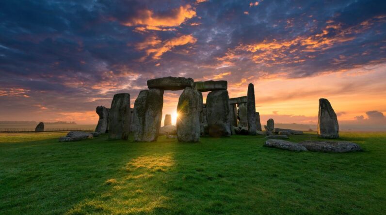 People, not glaciers, transported rocks to Stonehenge, study confirms