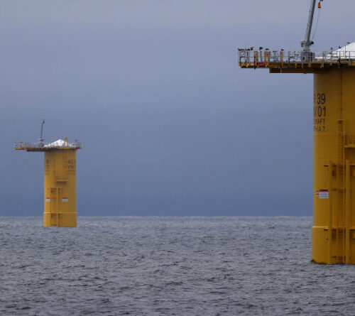 Court orders restart of all US offshore wind construction