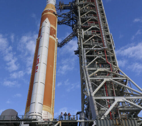 US House takes first step toward creating “commercial” deep space program