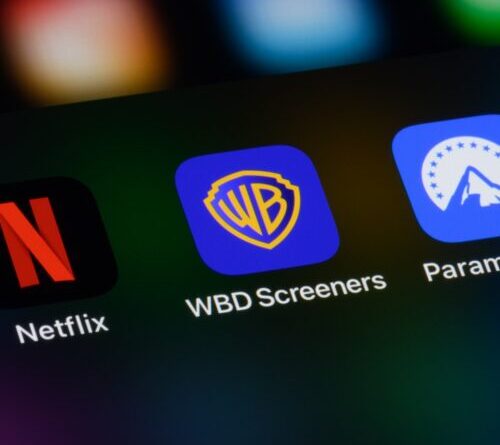 FCC chair calls Paramount/WBD merger “a lot cleaner” than defunct Netflix deal