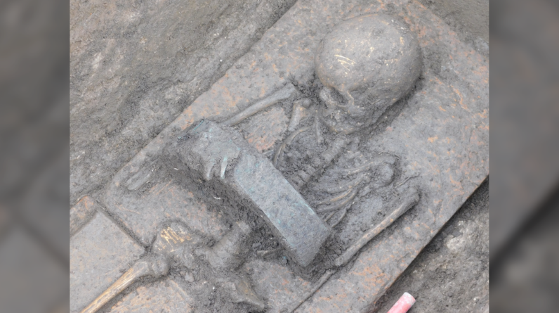 Children wearing bronze ‘warrior’ belts discovered in 2,500-year-old cemetery in Italy