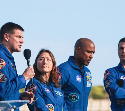 NASA officials sidestepped questions on Artemis II risks—there’s a reason why