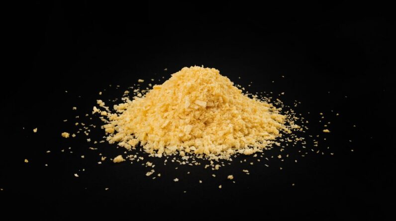 Chemists make hydrogen from breadcrumbs in groundbreaking reaction that could replace some fossil fuels