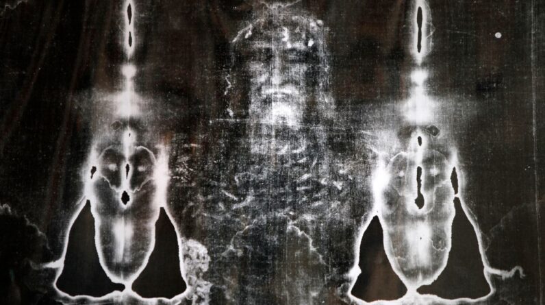 Shroud of Turin, claimed to be Jesus’ burial cloth, contaminated with carrot and red coral DNA