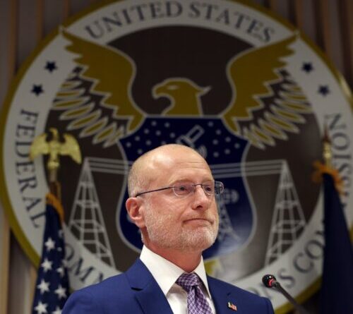 FCC: Router ban includes portable hotspots, but not phones with hotspot features