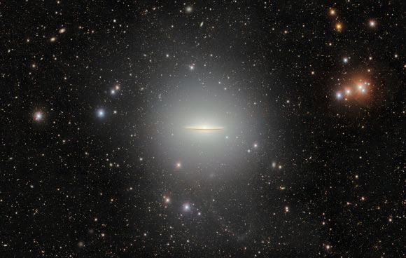 Sombrero Galaxy Shines in Stunning New Image from Dark Energy Camera