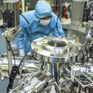 Quantum battery charges in a quadrillionth of a second with a laser — larger prototypes could last for years after charging for just a minute