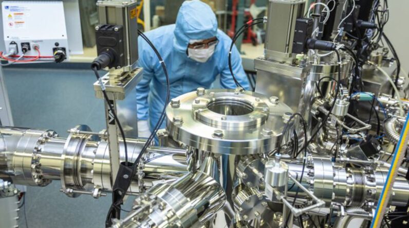 Quantum battery charges in a quadrillionth of a second with a laser — larger prototypes could last for years after charging for just a minute