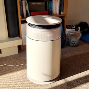 We tested the ‘first self-cleaning air purifier’ and it’s a pet owner’s dream